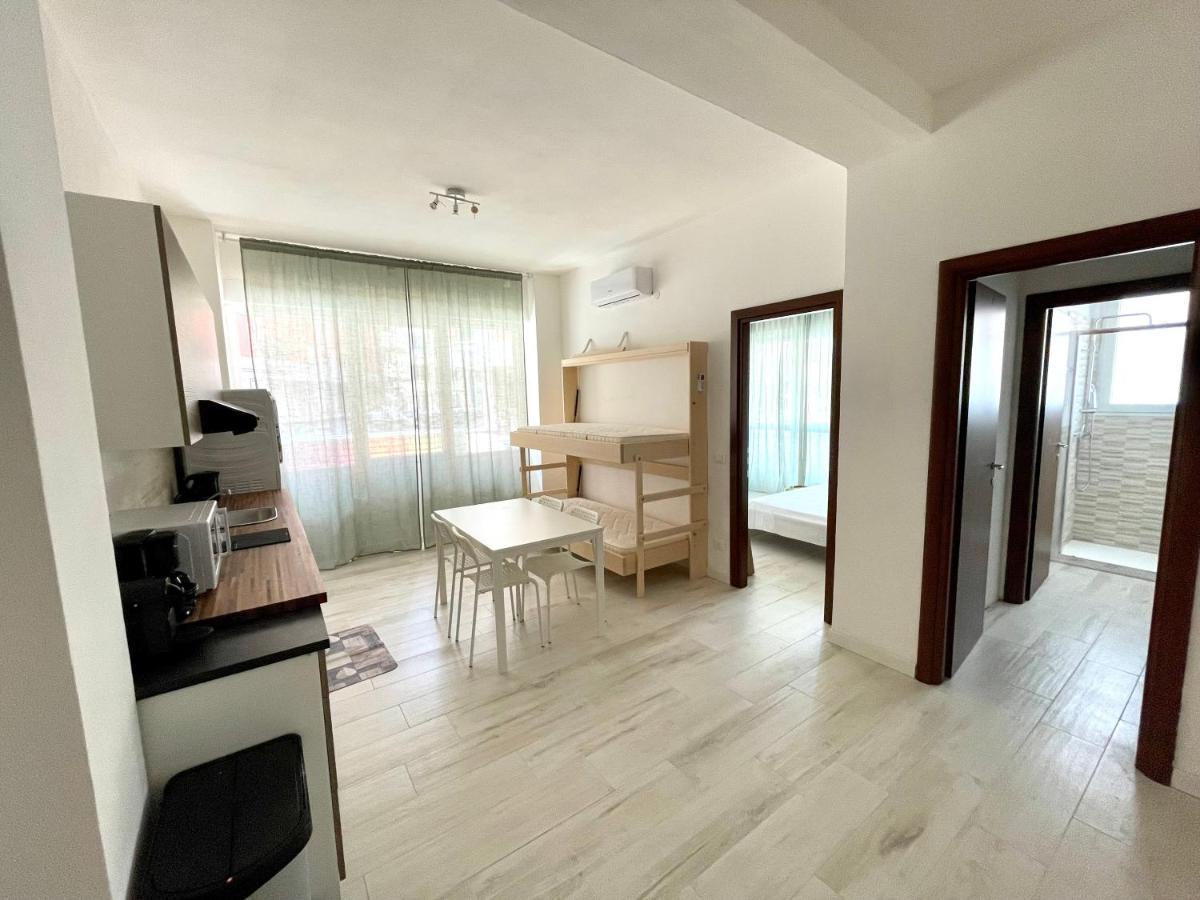 Appartement Bilocale Con Posto Auto La Chicca Del Golfo à La Spezia Extérieur photo